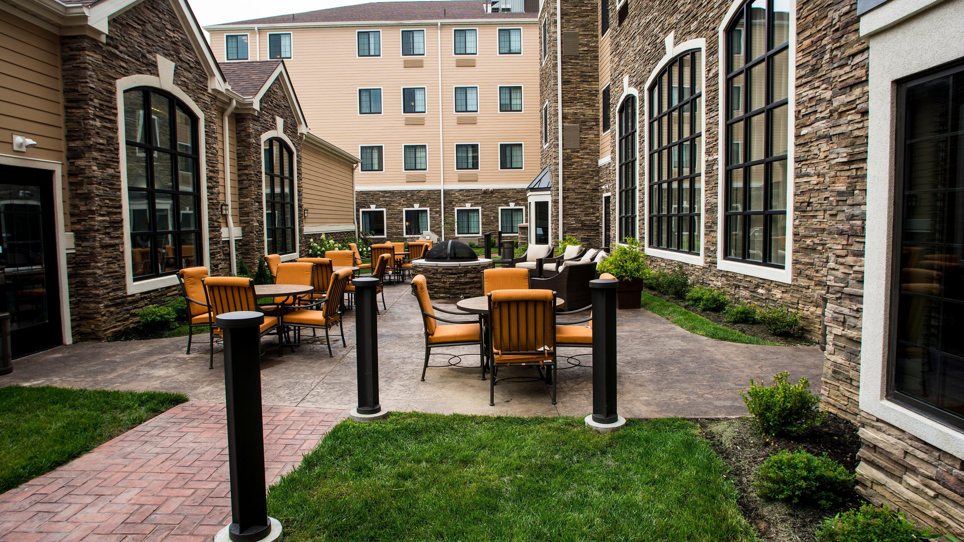 Staybridge Suites Lexington By Ihg Exterior photo