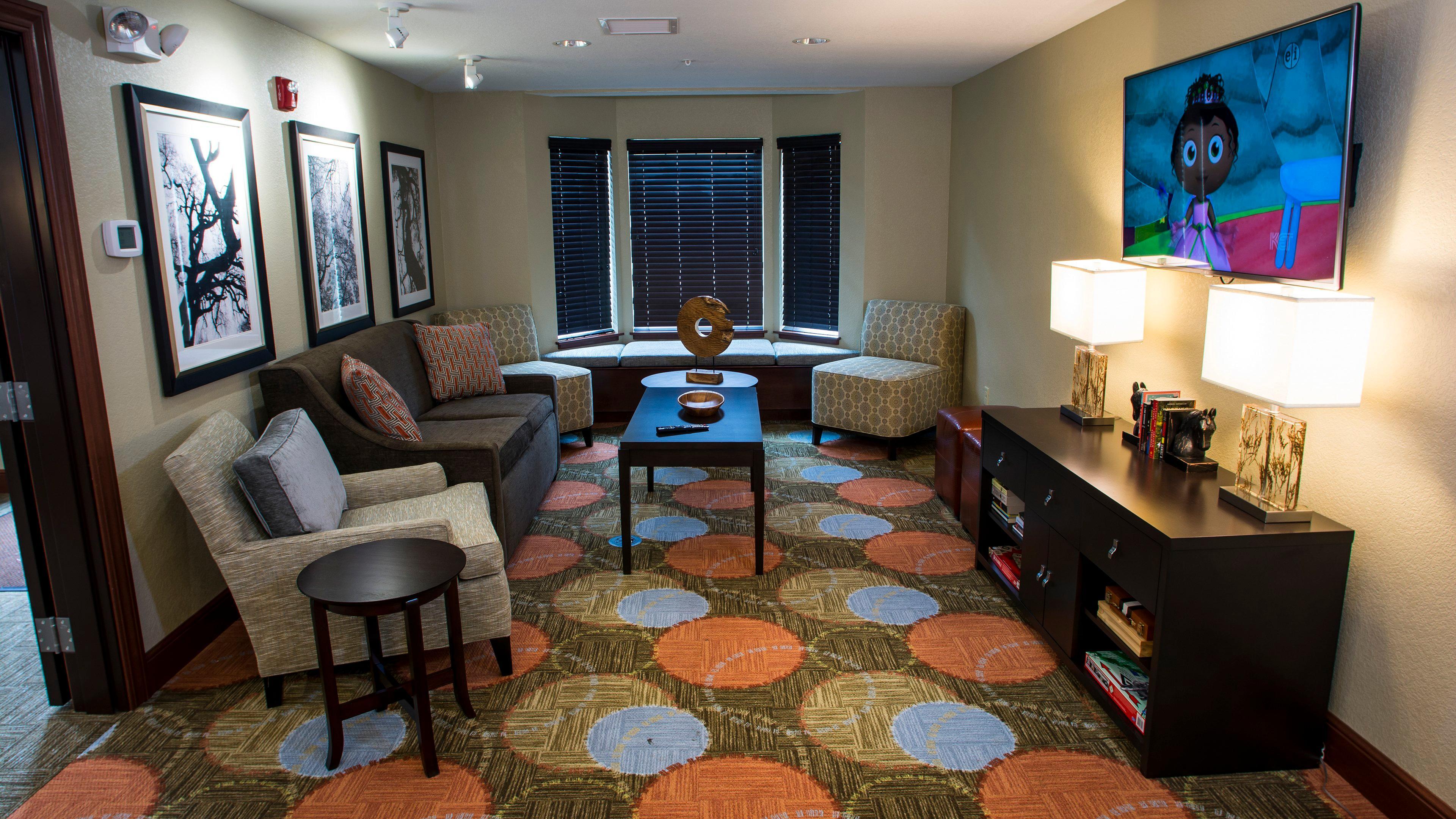 Staybridge Suites Lexington By Ihg Exterior photo